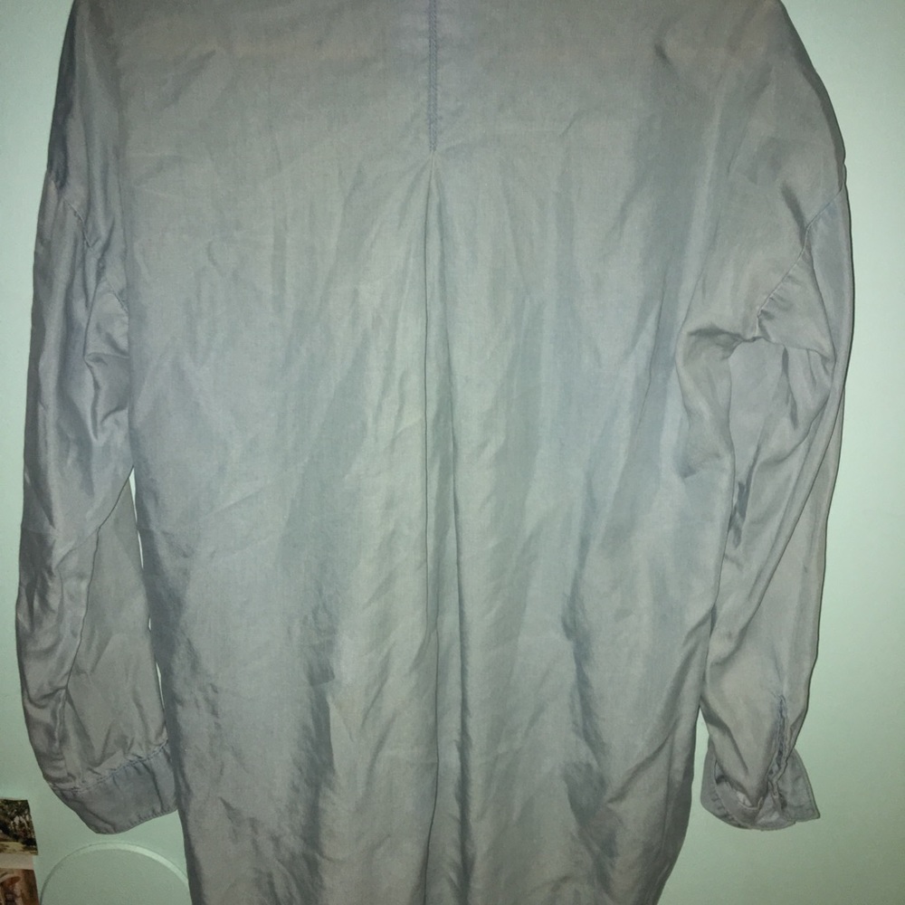Blue jean button down shirt. Cotton material - Picture 6 of 6